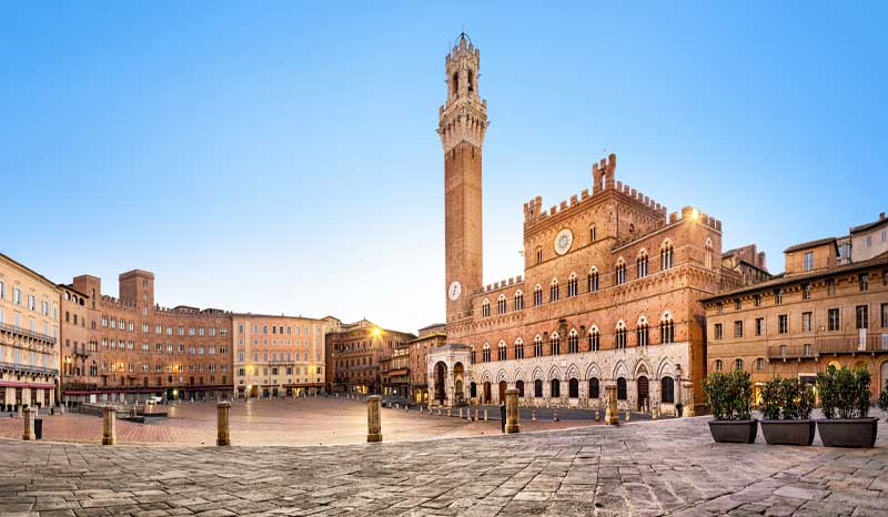 Siena – L’eleganza medievale nel cuore pulsante della competizione 